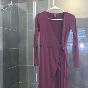 Burgundy dress with split